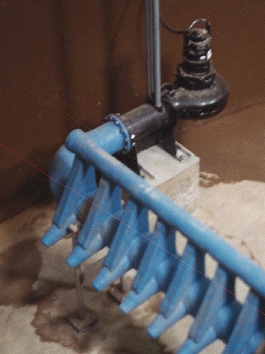 directional jet aerator using flyght submersible pump